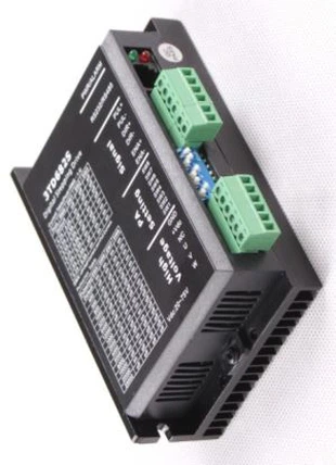 ตัวขับมอเตอร์สเต็ปเปอร์แบบสามเฟส